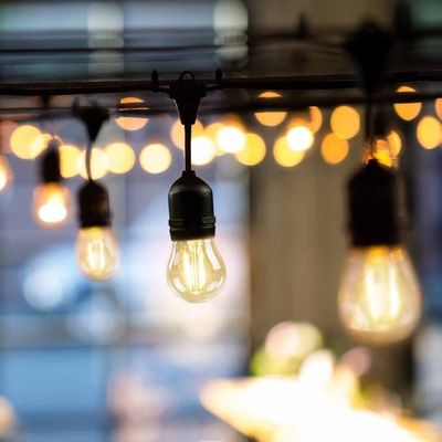 Dimensioni di colore personalizzate Luce a stringa a LED per la decorazione del giardino esterno Festoon